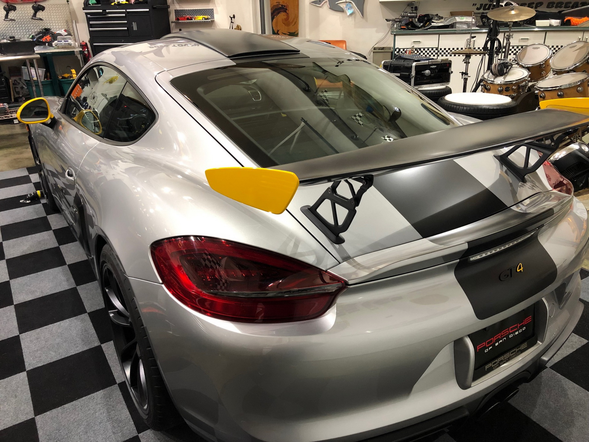 Fancy A 2.5K-Mile 2016 Porsche Cayman GT4? Of Course You Do