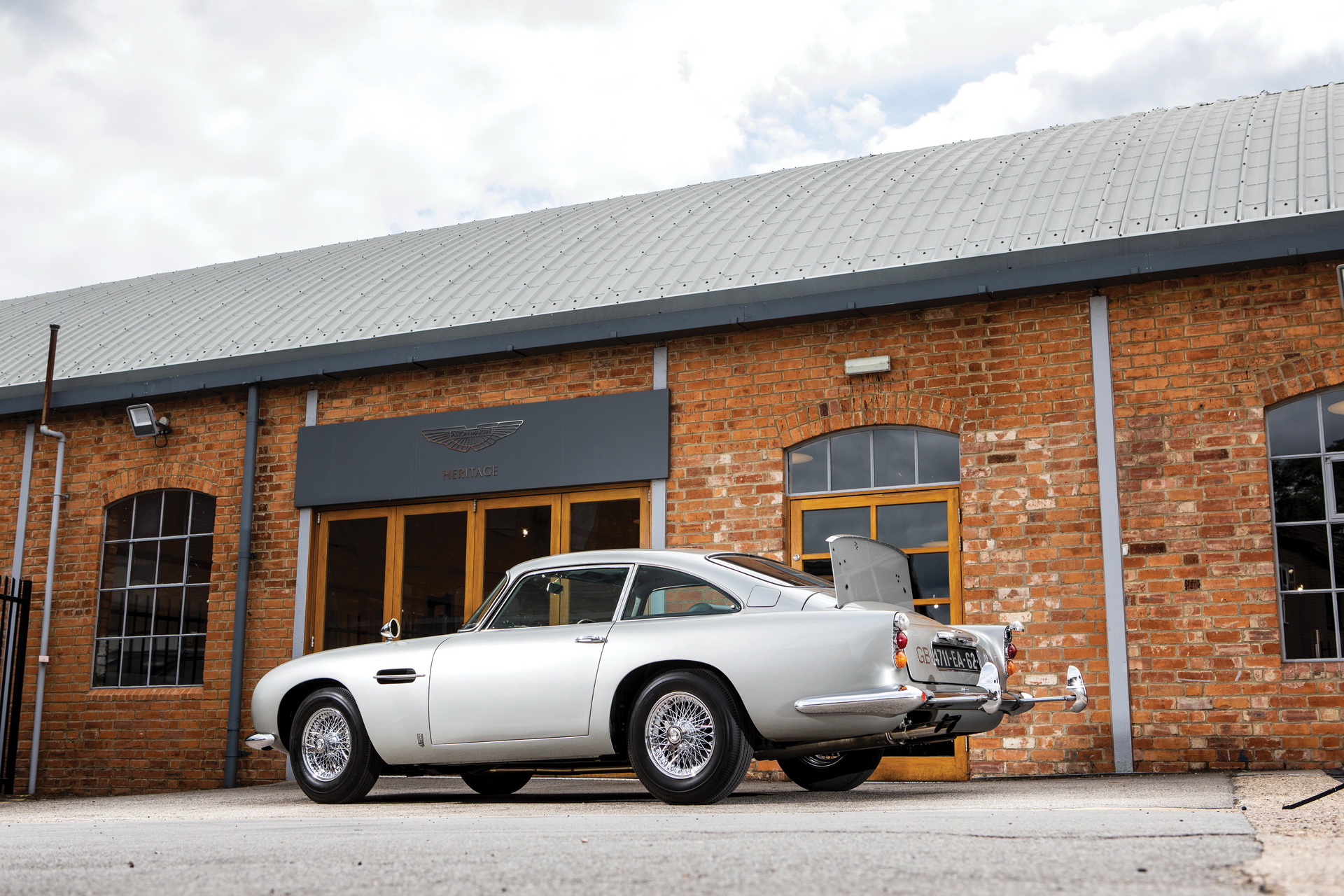 James Bond’s Real Aston Martin DB5 To Cross The Auction Block