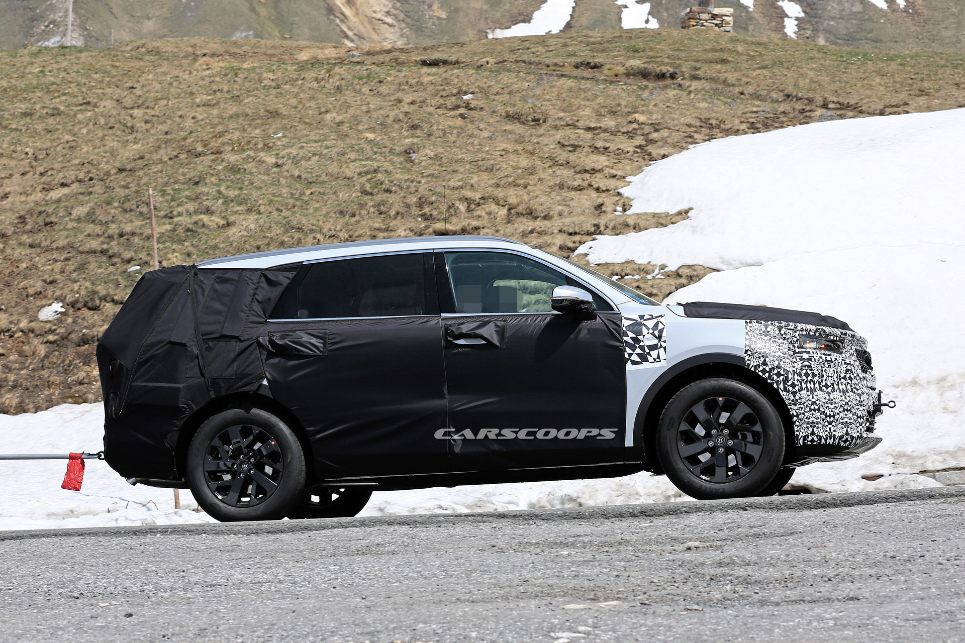 Next-Gen 2021 Kia Sorento Spied Being Benchmarked Against BMW X5