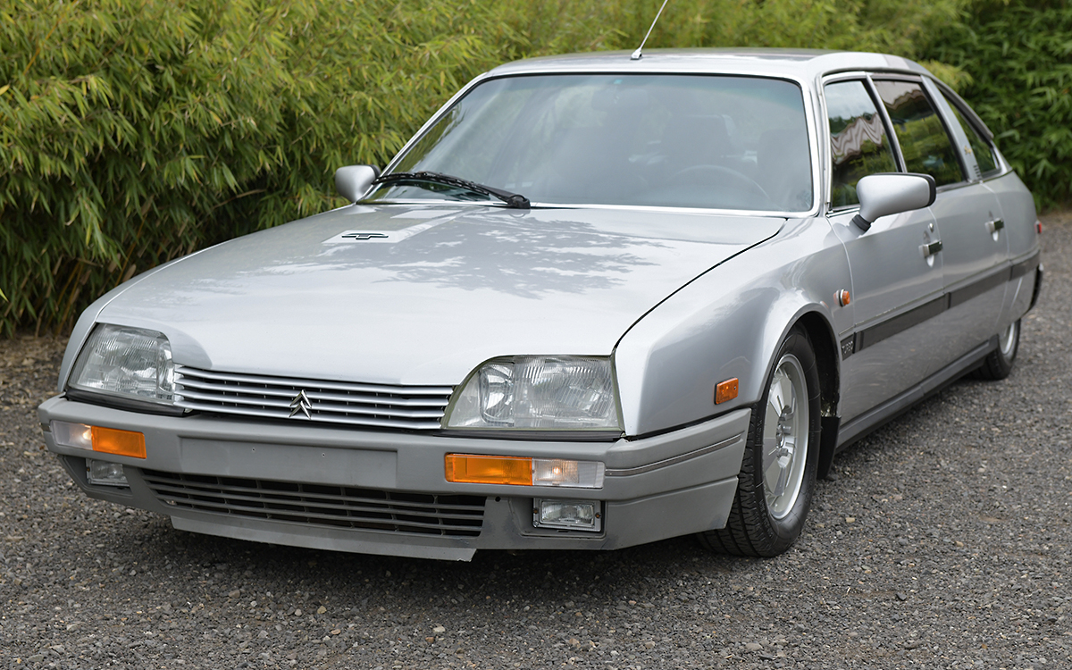 Oh là là: 1986 Citroen CX 25 Prestige Turbo Is Old Europe At Its Chicest