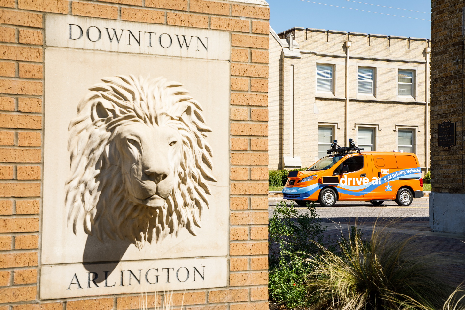 Apple Confirms Purchase Of Autonomous Start Up Drive.AI