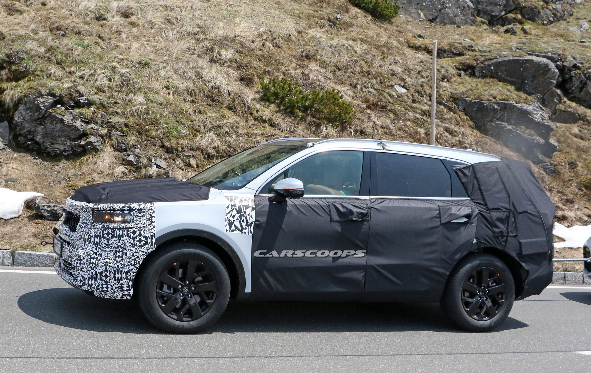 Next-Gen 2021 Kia Sorento Spied Being Benchmarked Against BMW X5