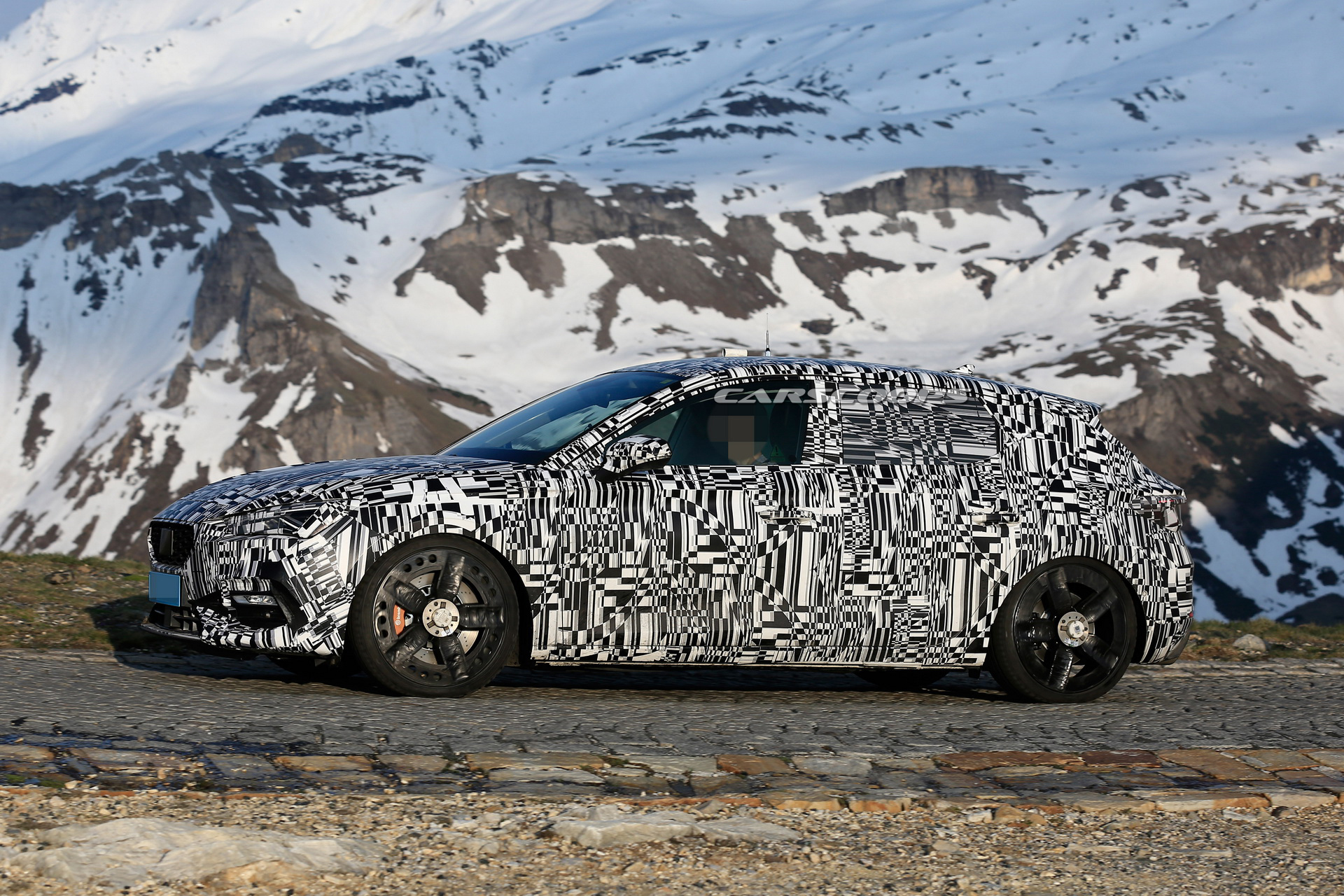 2020 Cupra Leon Hot Hatch Likely Getting Both Plug-In Hybrid And Gasoline Versions