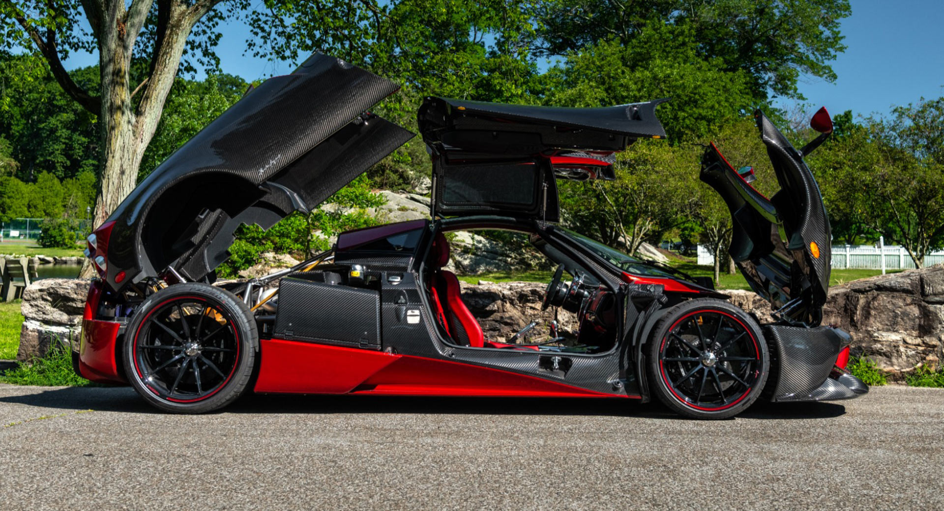 Pagani huayra tempesta