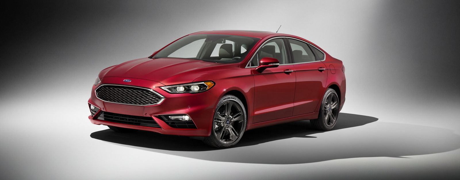 Ford Will Actually Keep Building Some Fusion Models Through 2021