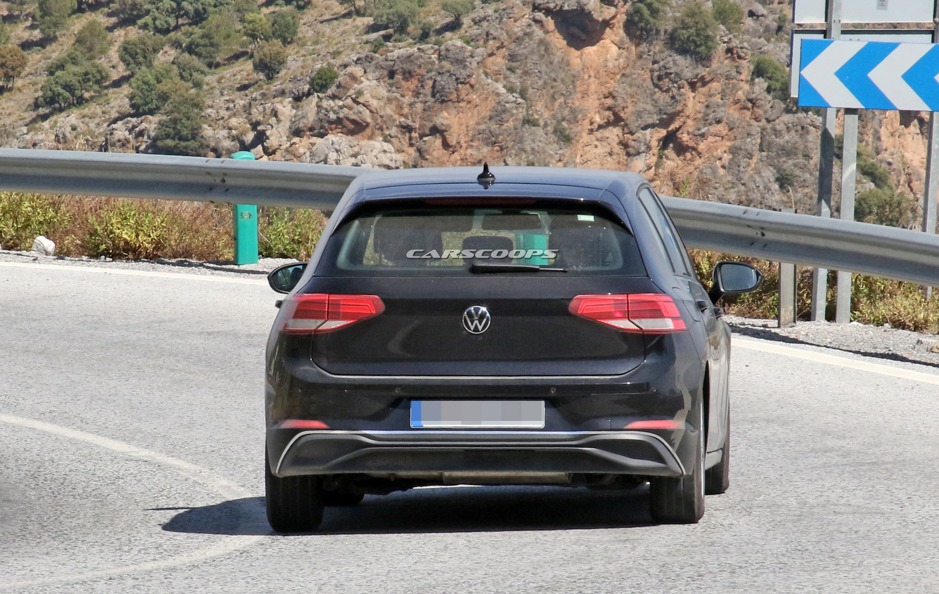 2020 VW Golf Mk8: Why Bother With Camo When It’s That Evolutionary?