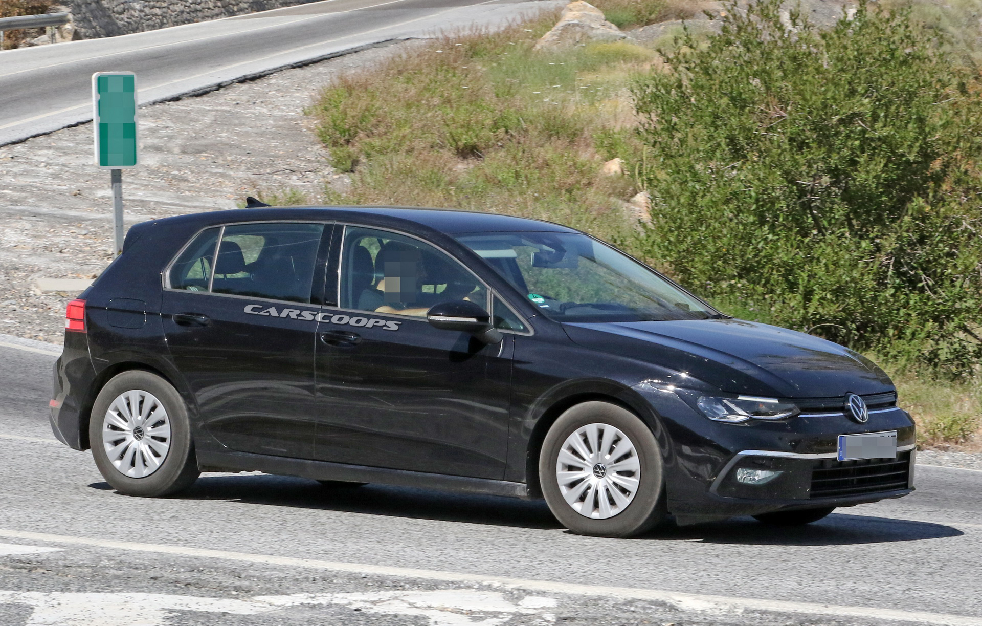 2020 VW Golf Mk8: Why Bother With Camo When It’s That Evolutionary?