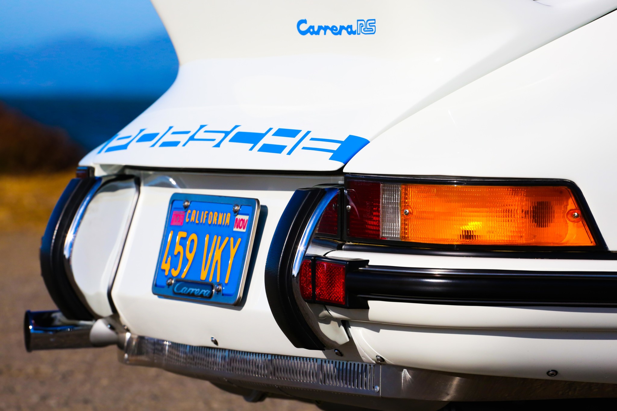Award-Winning 1973 Porsche 911 Carrera RS Is A White And Blue Gem