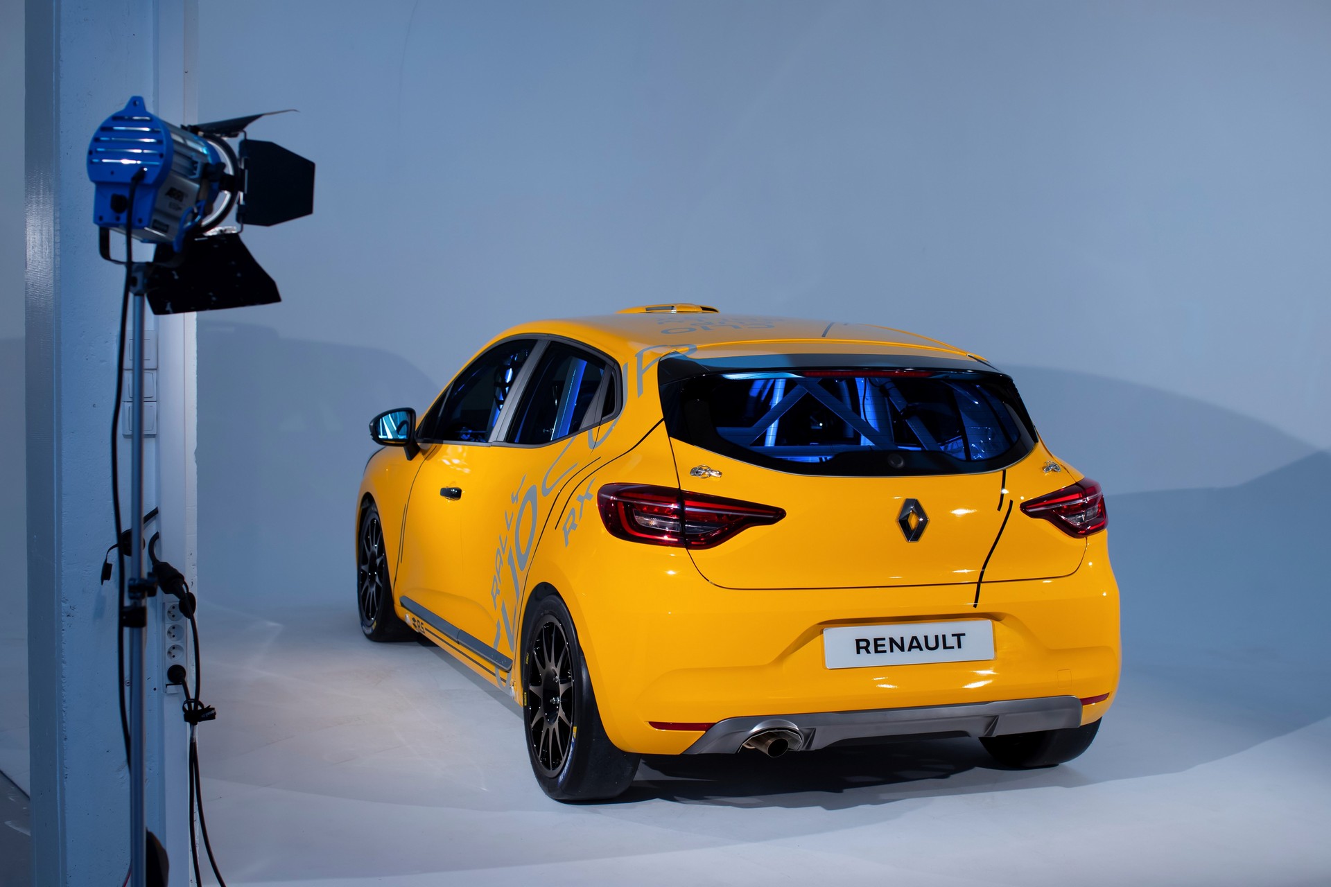 Renault Clio Cup, Rally And RX Unveiled With Turbo Power