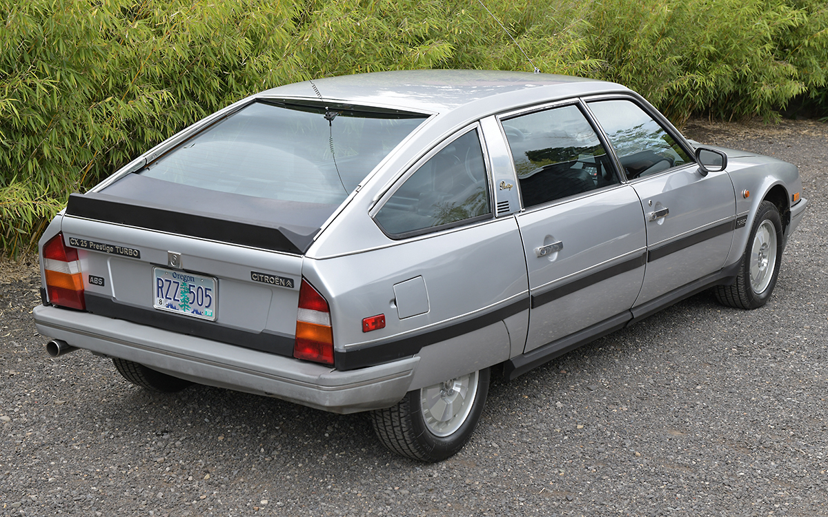 Oh là là: 1986 Citroen CX 25 Prestige Turbo Is Old Europe At Its Chicest