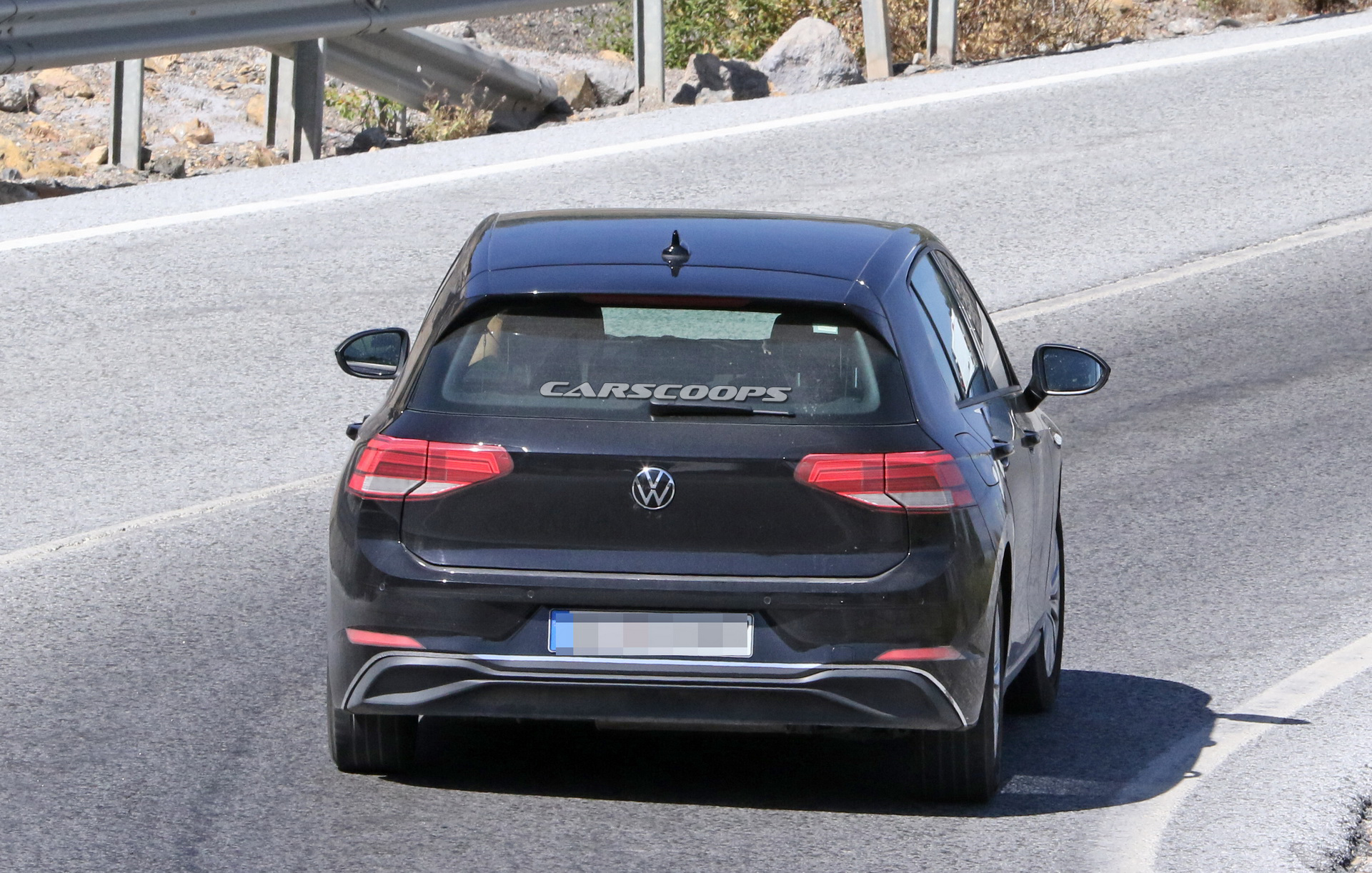 2020 VW Golf Mk8: Why Bother With Camo When It’s That Evolutionary?