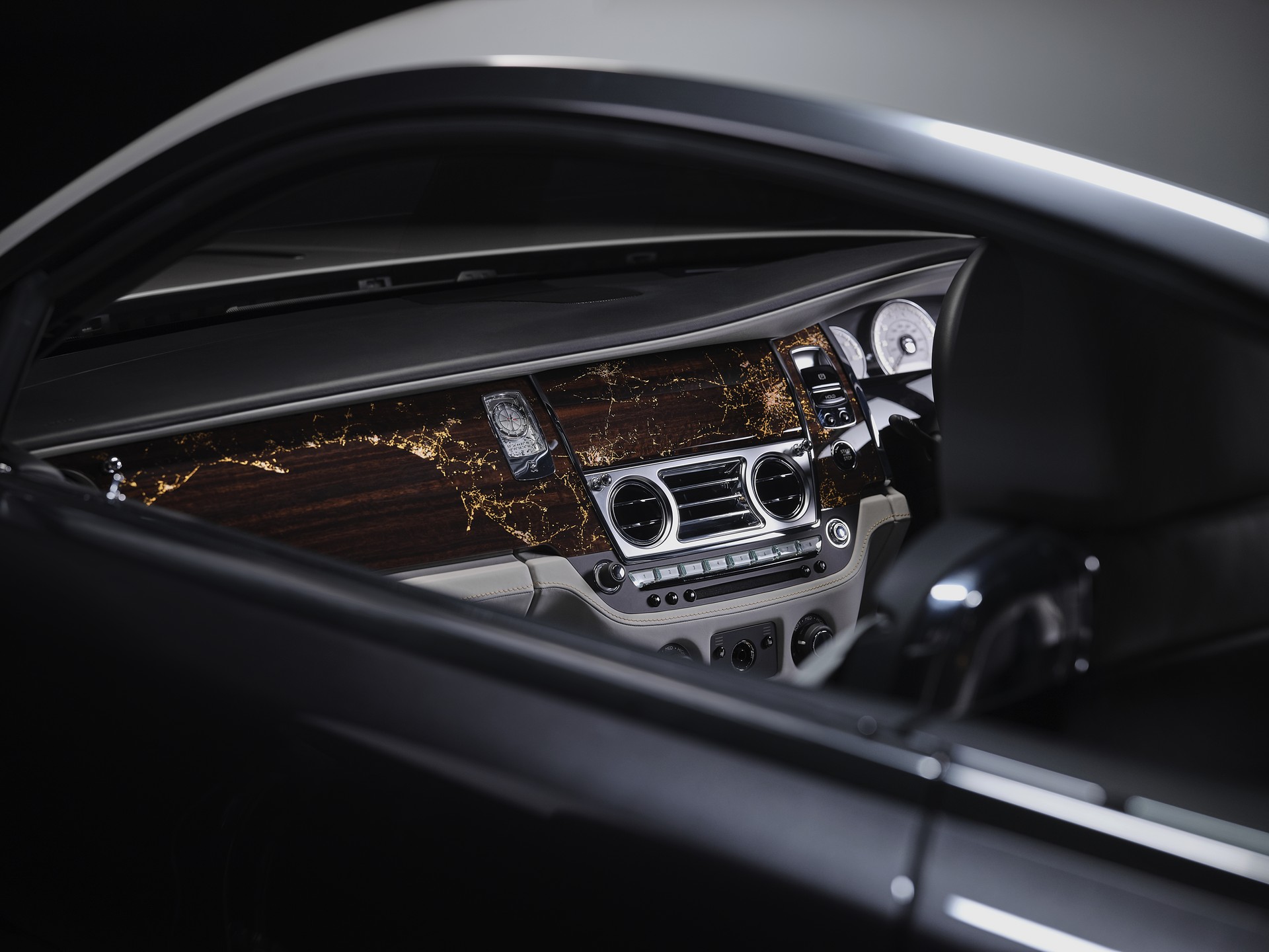 Rolls-Royce Highlights The Creative Process Behind The Wraith Eagle VIII