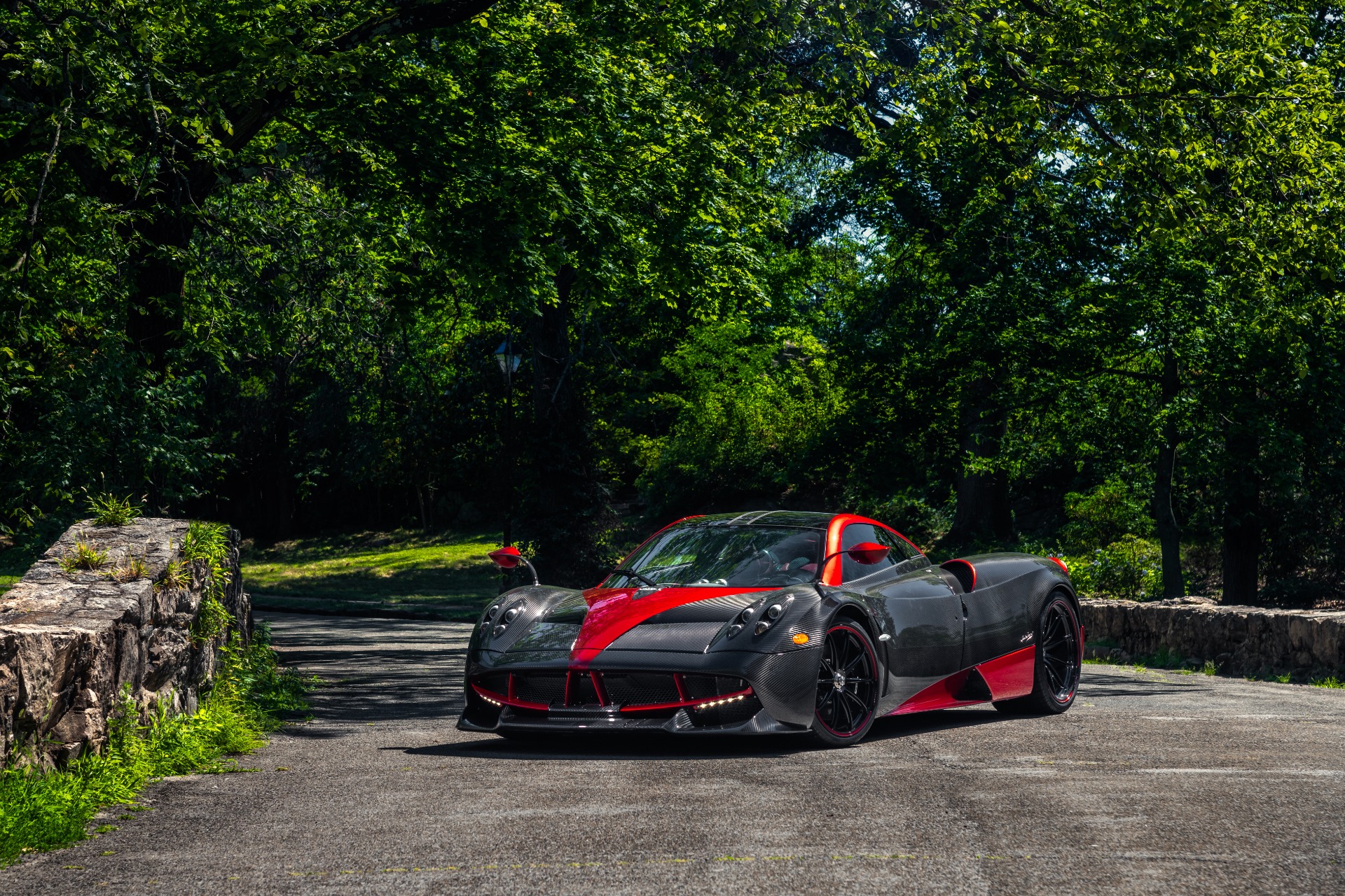 Pagani Huayra Tempesta Is Screaming Out For A New Home