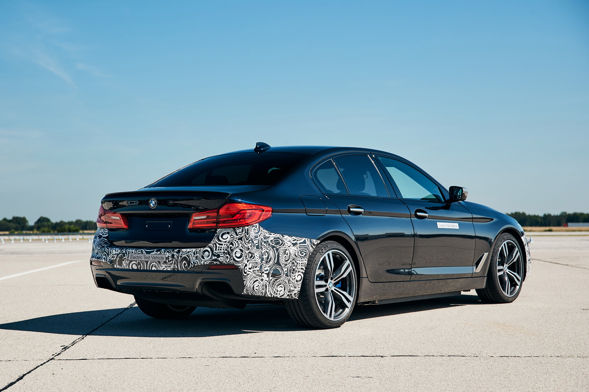 BMW’s Power BEV Trial Vehicle Is A 710 HP 5-Series Sedan