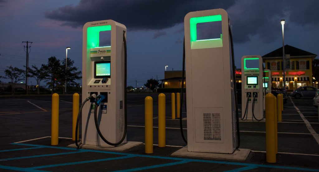  Electrify America And ChargePoint To Simplify EV Charging In The U.S.
