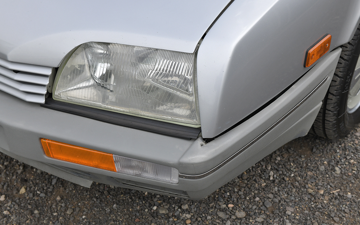 Oh là là: 1986 Citroen CX 25 Prestige Turbo Is Old Europe At Its Chicest