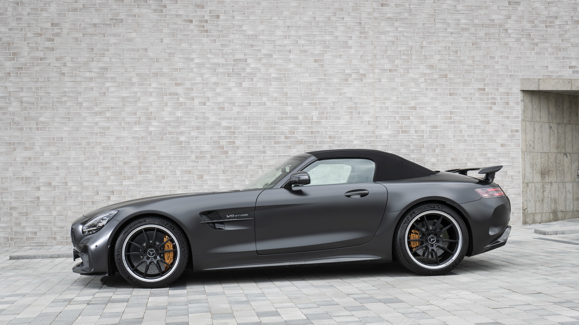 Mercedes-AMG GT R Roadster Commands A £30,000 Premium Over The Coupe In UK