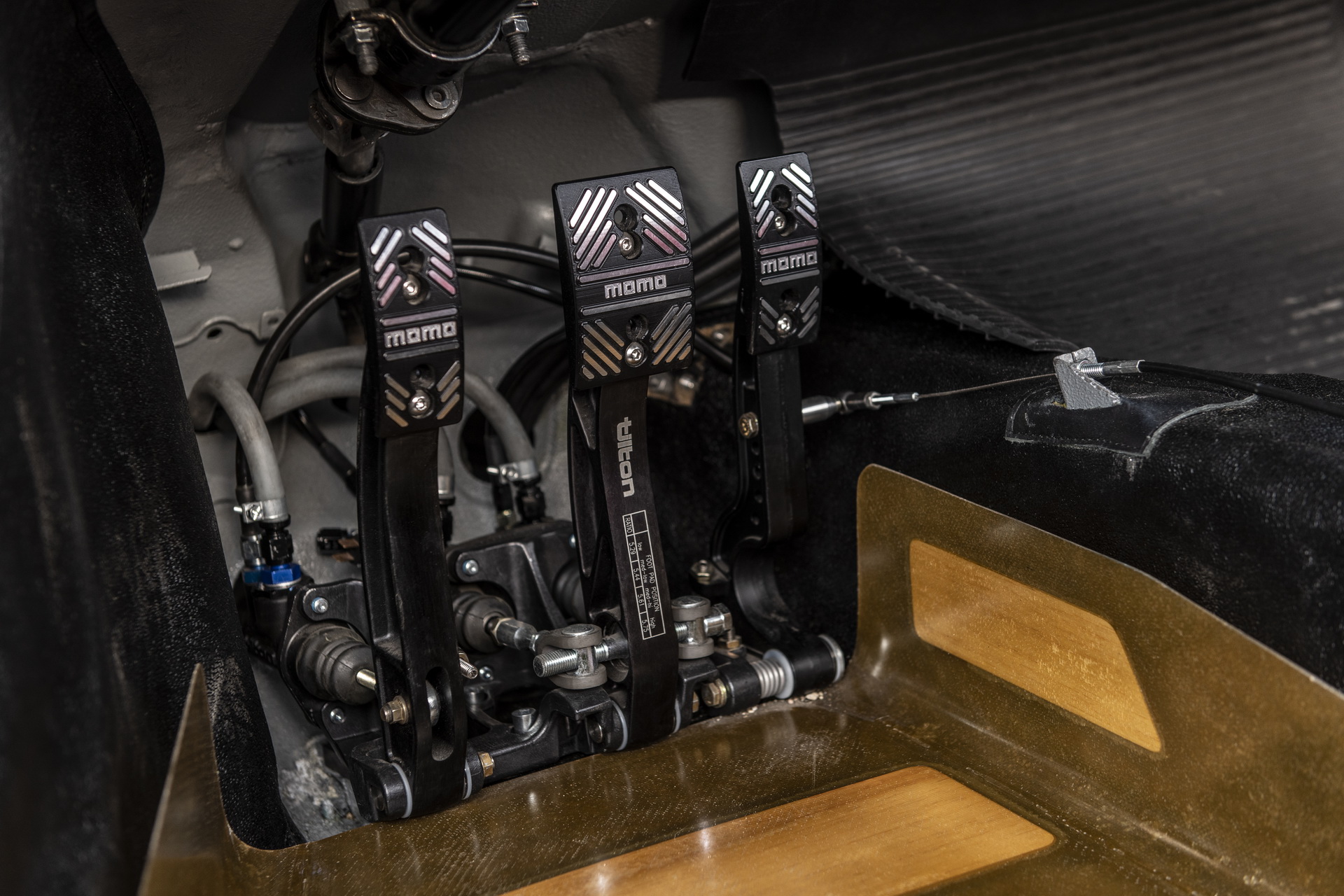 Here’s A Detailed Look At The Insane 400 HP Porsche 356 RSR