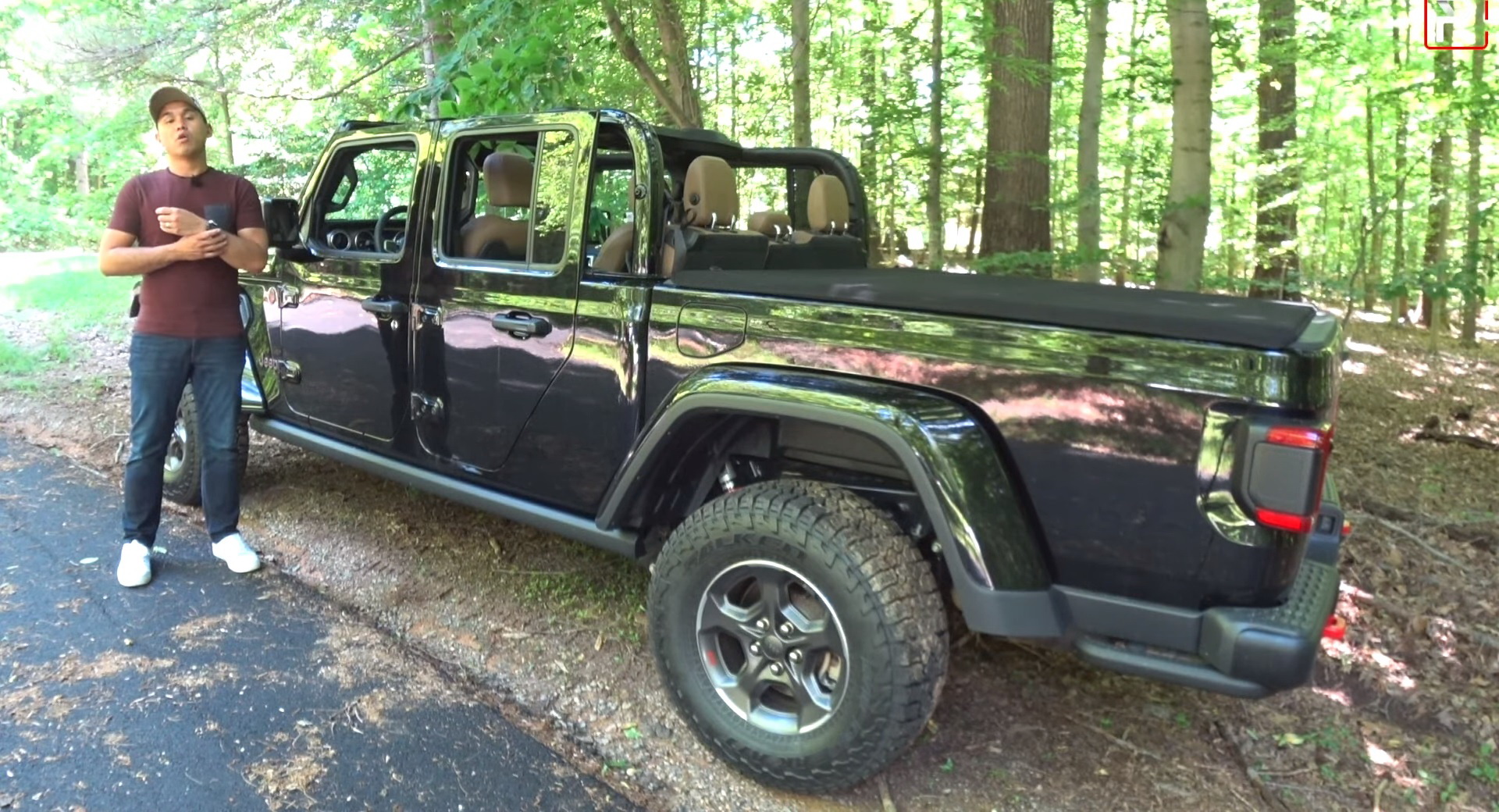 Should You Even Consider A Manual Jeep Gladiator Or Just Go For The Auto? |  Carscoops