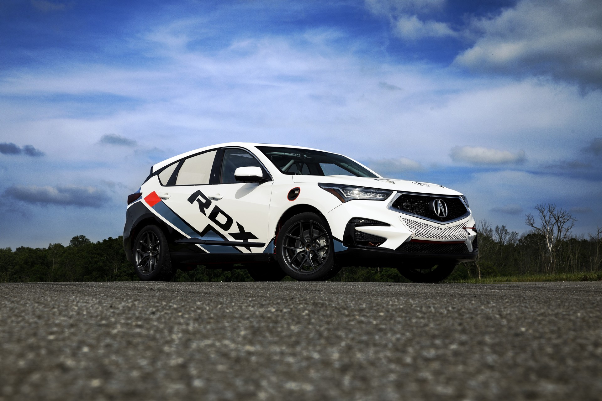 Acura To Tackle Pikes Peak With A 400 HP MDX Sport Hybrid