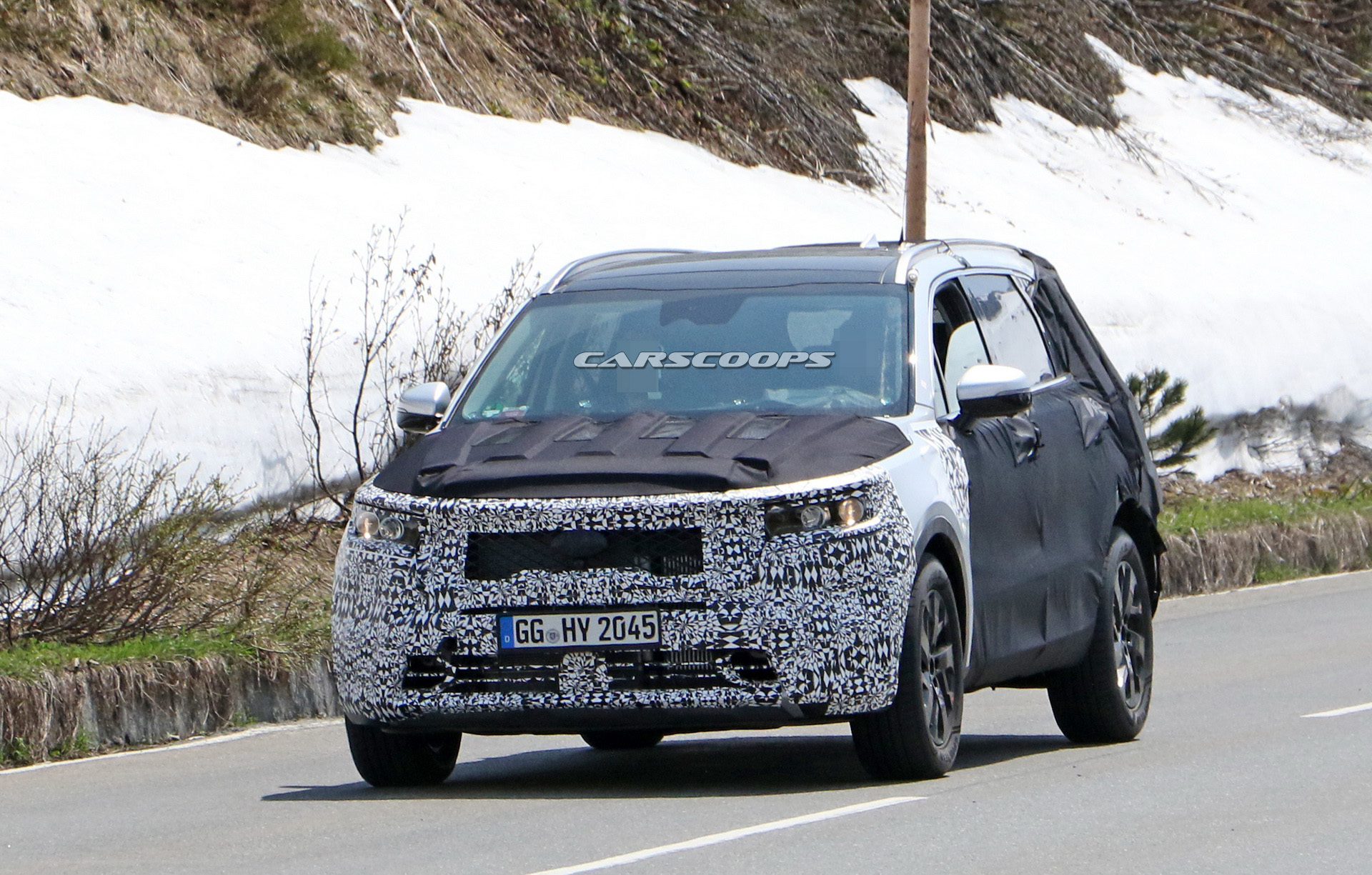 Next-Gen 2021 Kia Sorento Spied Being Benchmarked Against BMW X5