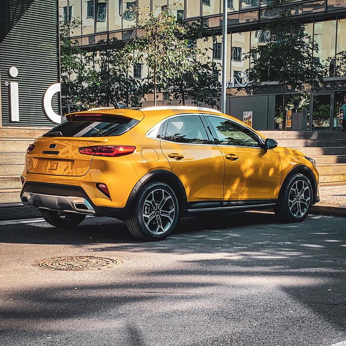 Kia XCeed Crossover Shows Us Its New Digital Instrument Cluster