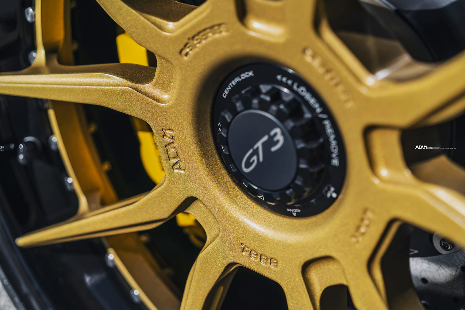 Acid Green Porsche 911 GT3 Will Burn Your Eyes And Steal Your Soul