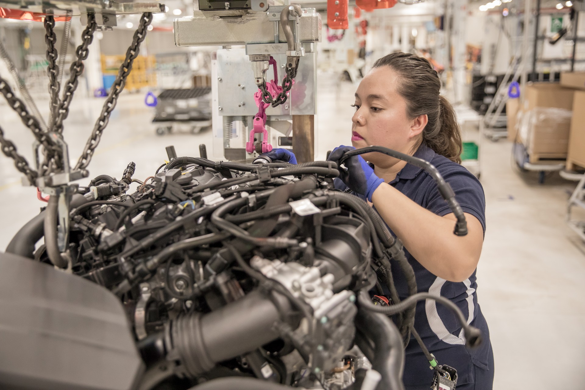BMW Opens New Mexican Plant Days Ahead Of American Tariffs