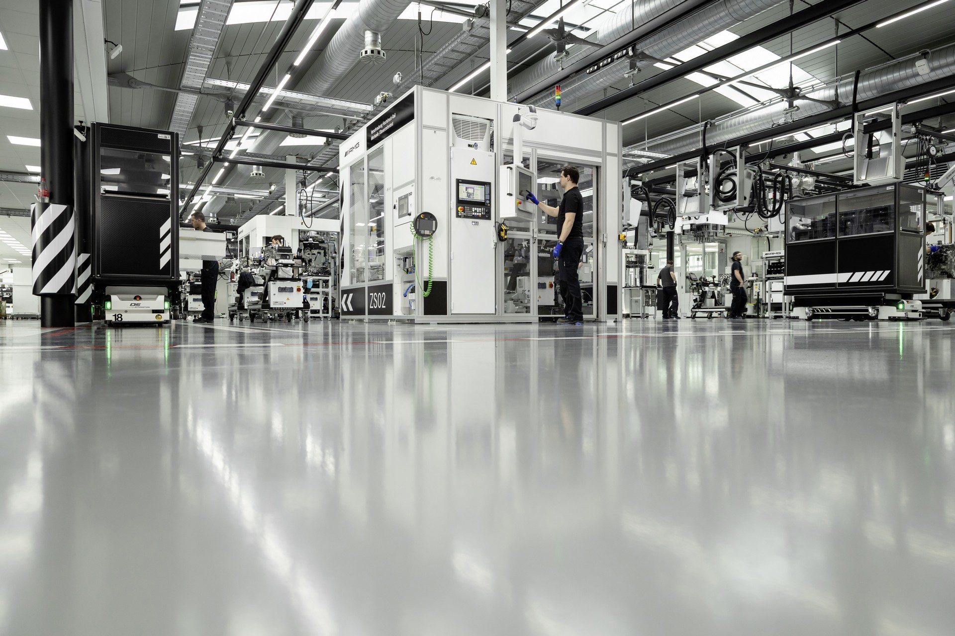 Mercedes-Benz Hints Its New Turbo Four Could Eventually Get Over 415 HP!