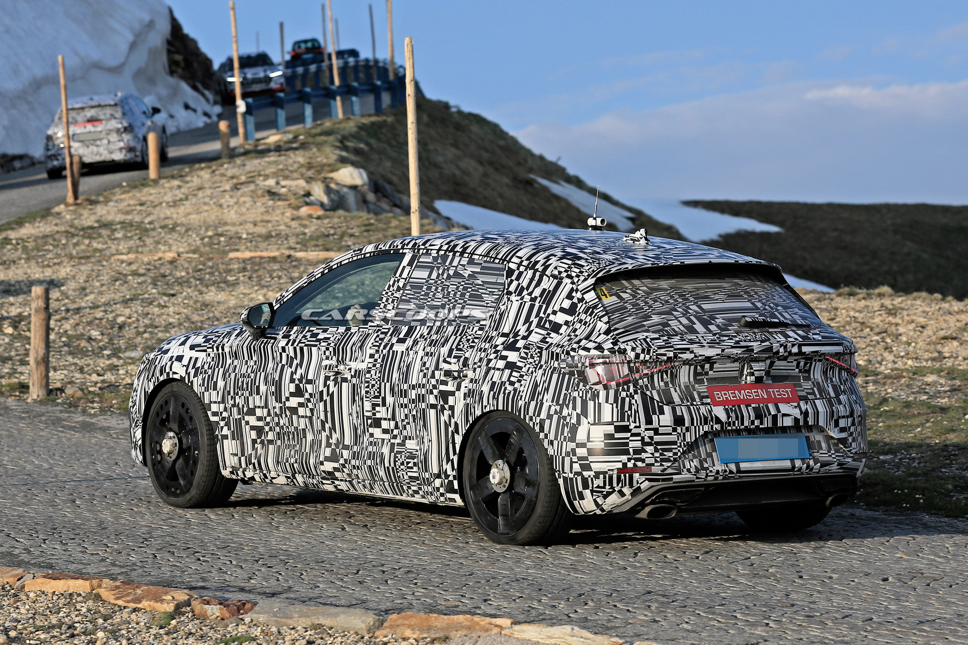 2020 Cupra Leon Hot Hatch Likely Getting Both Plug-In Hybrid And Gasoline Versions