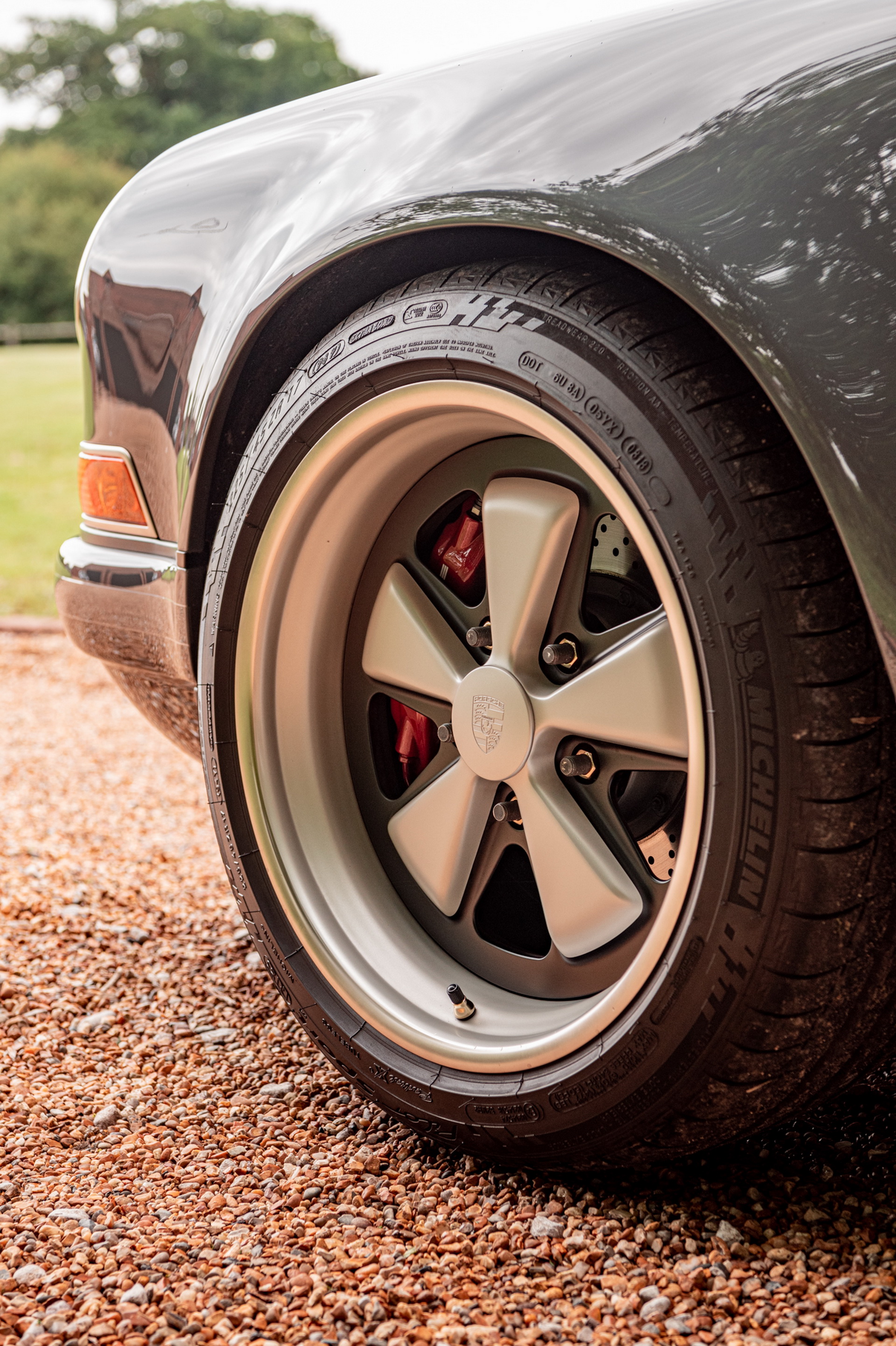 Singer To Celebrate 10th Anniversary In Goodwood With Three Stunning 911s On Display