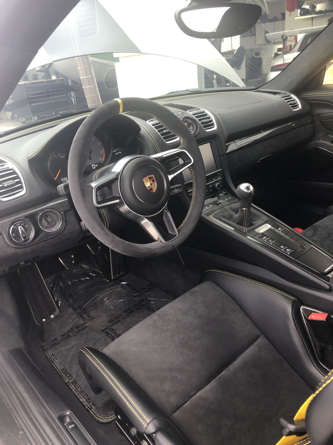 Fancy A 2.5K-Mile 2016 Porsche Cayman GT4? Of Course You Do