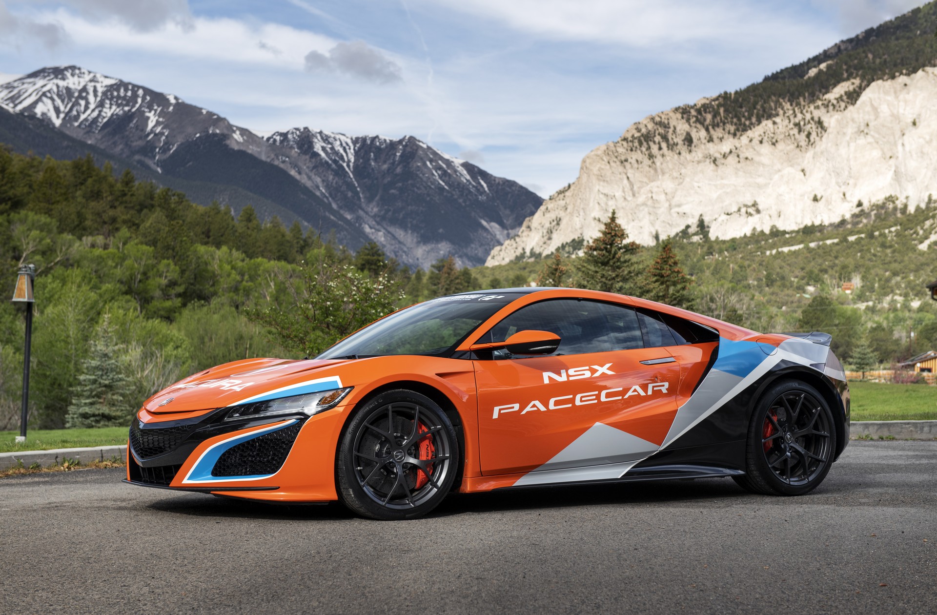 Acura To Tackle Pikes Peak With A 400 HP MDX Sport Hybrid