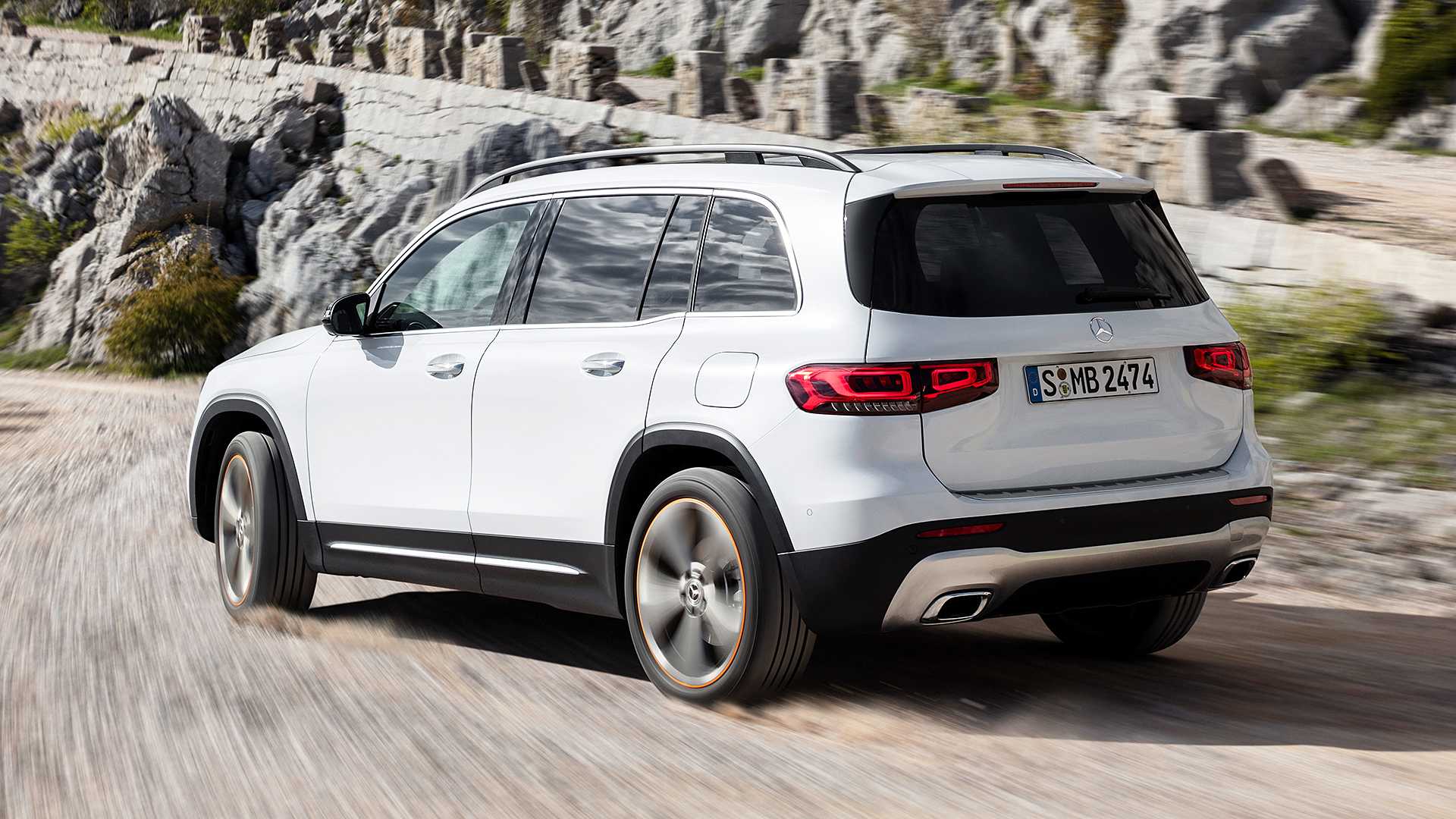 2020 Mercedes-Benz GLB Is A Seven-Seater Arriving Later This Year