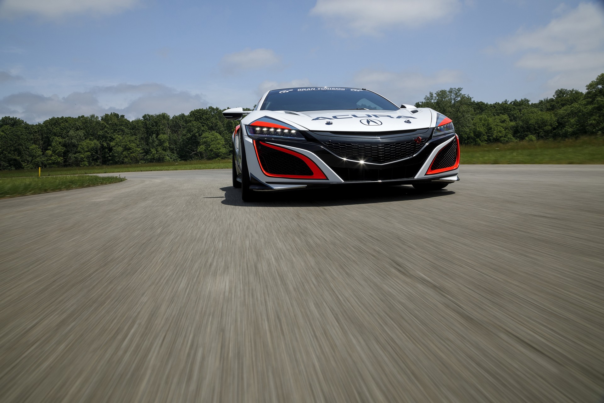 Acura To Tackle Pikes Peak With A 400 HP MDX Sport Hybrid