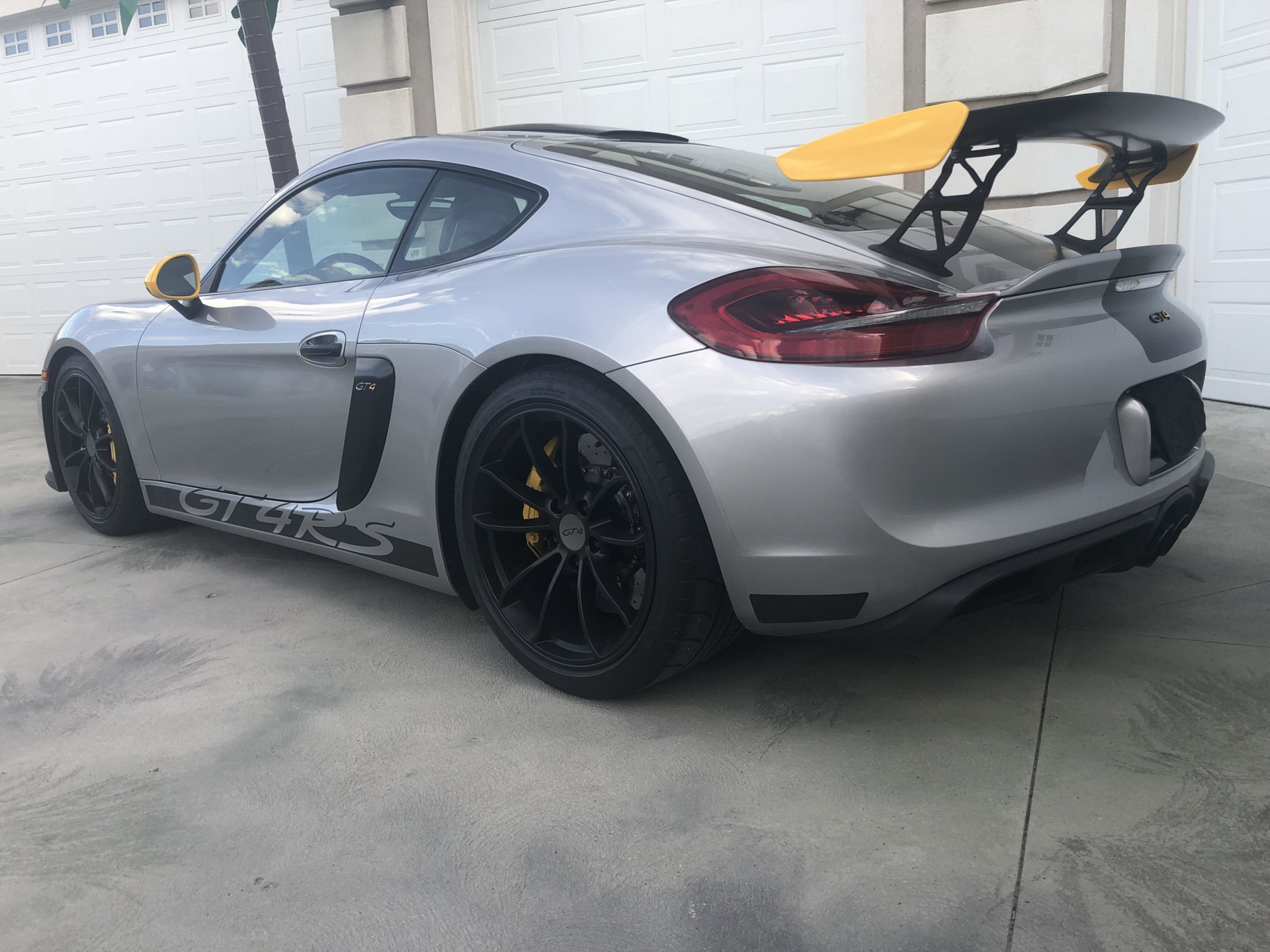 Fancy A 2.5K-Mile 2016 Porsche Cayman GT4? Of Course You Do
