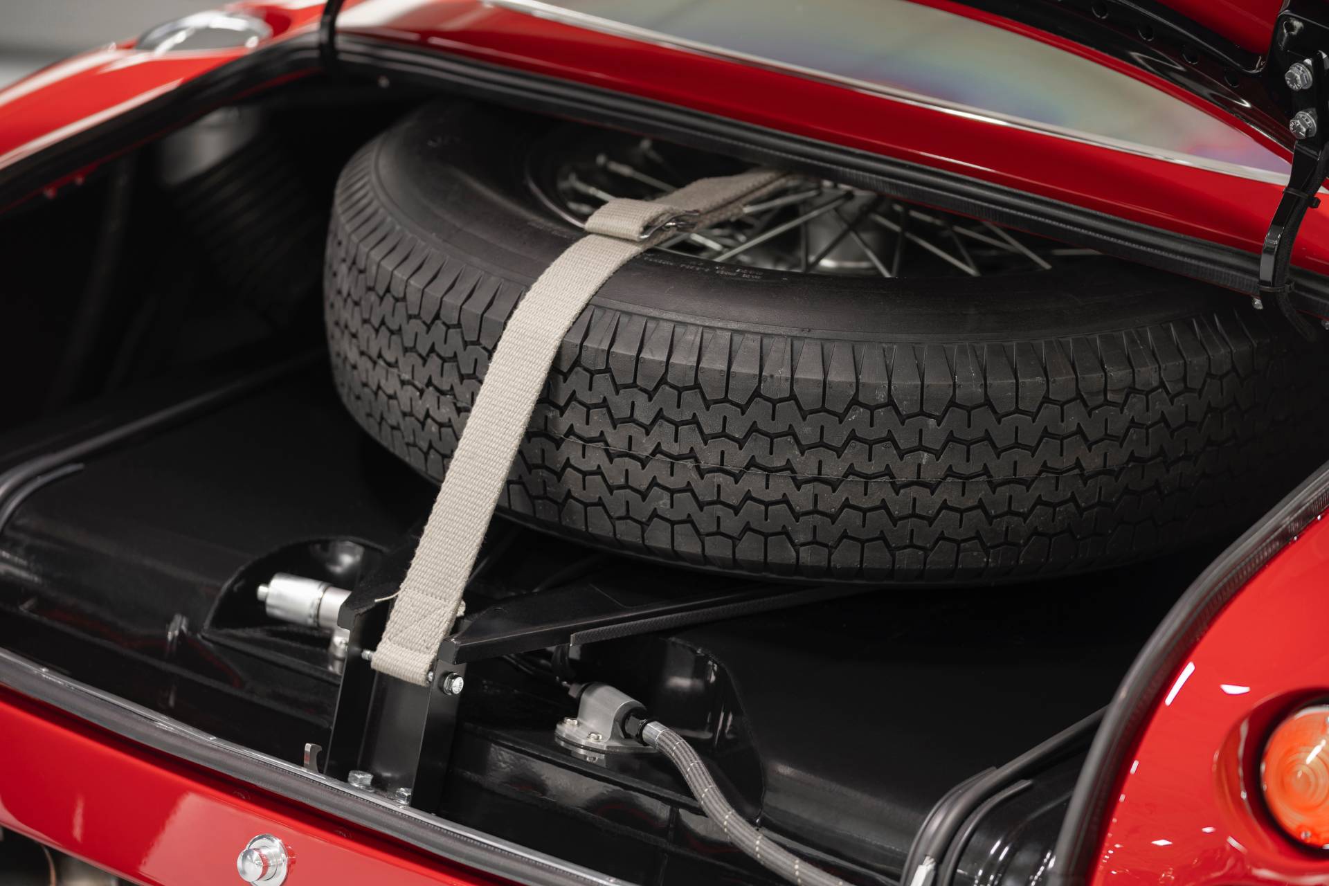 Aston Martin Completes First DB4 GT Zagato Continuation, Brings It To Le Mans