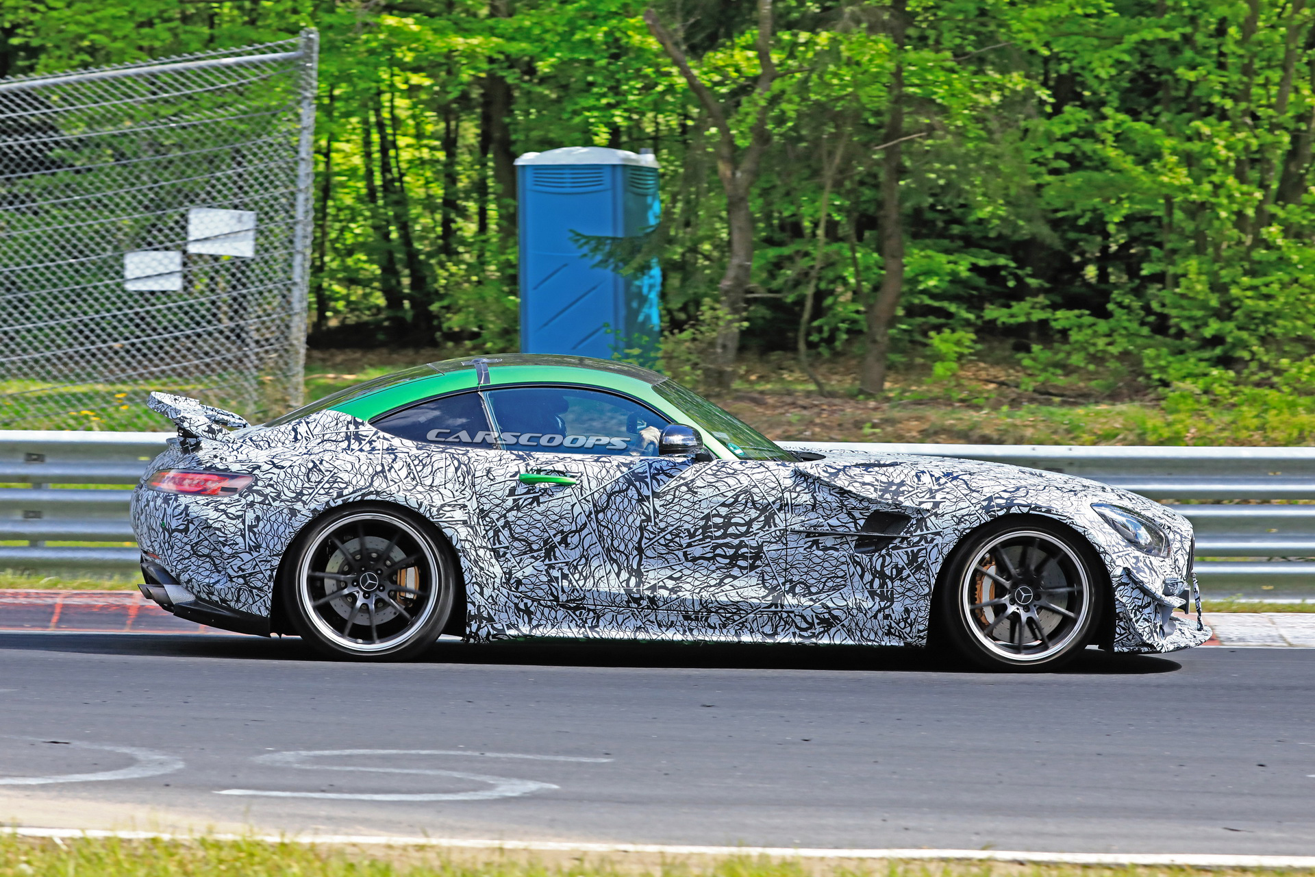 2020 Mercedes AMG GT R Black Series Wants To Become Porsche’s Worst Nightmare