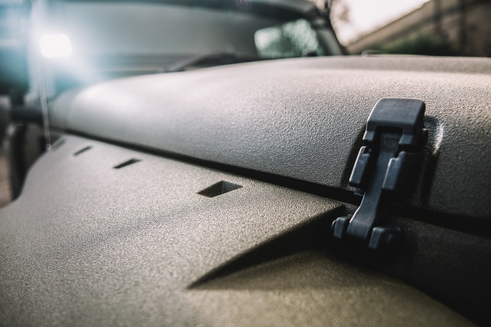 Kahn’s Jeep Wrangler Black Hawk Expedition Looks Like A Very Luxurious Military Vehicle