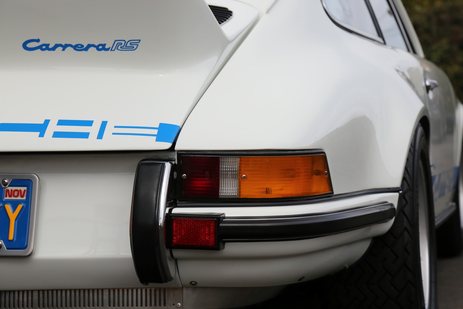 Award-Winning 1973 Porsche 911 Carrera RS Is A White And Blue Gem