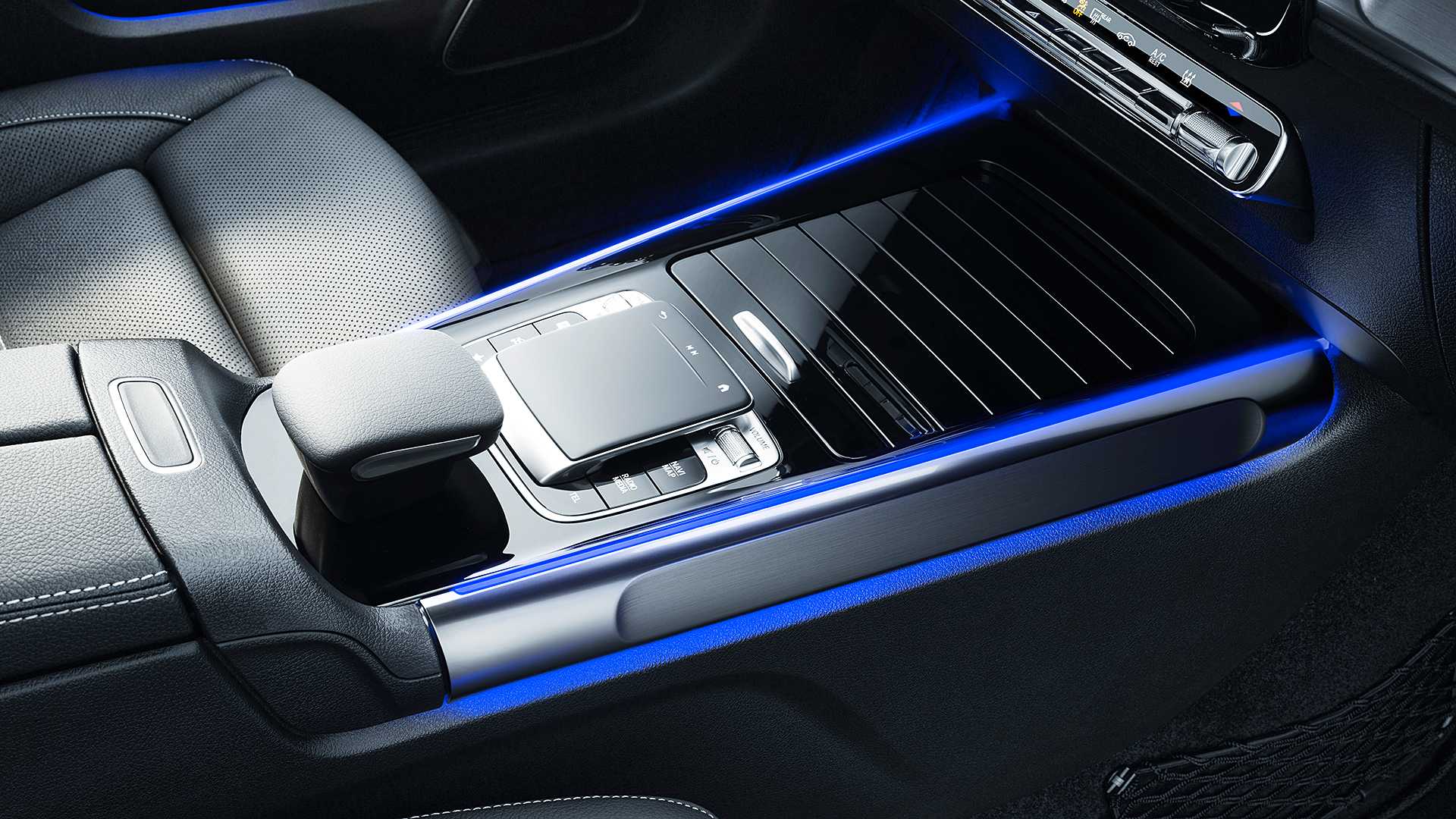 2020 Mercedes-Benz GLB Is A Seven-Seater Arriving Later This Year