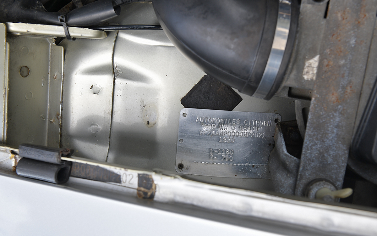 Oh là là: 1986 Citroen CX 25 Prestige Turbo Is Old Europe At Its Chicest