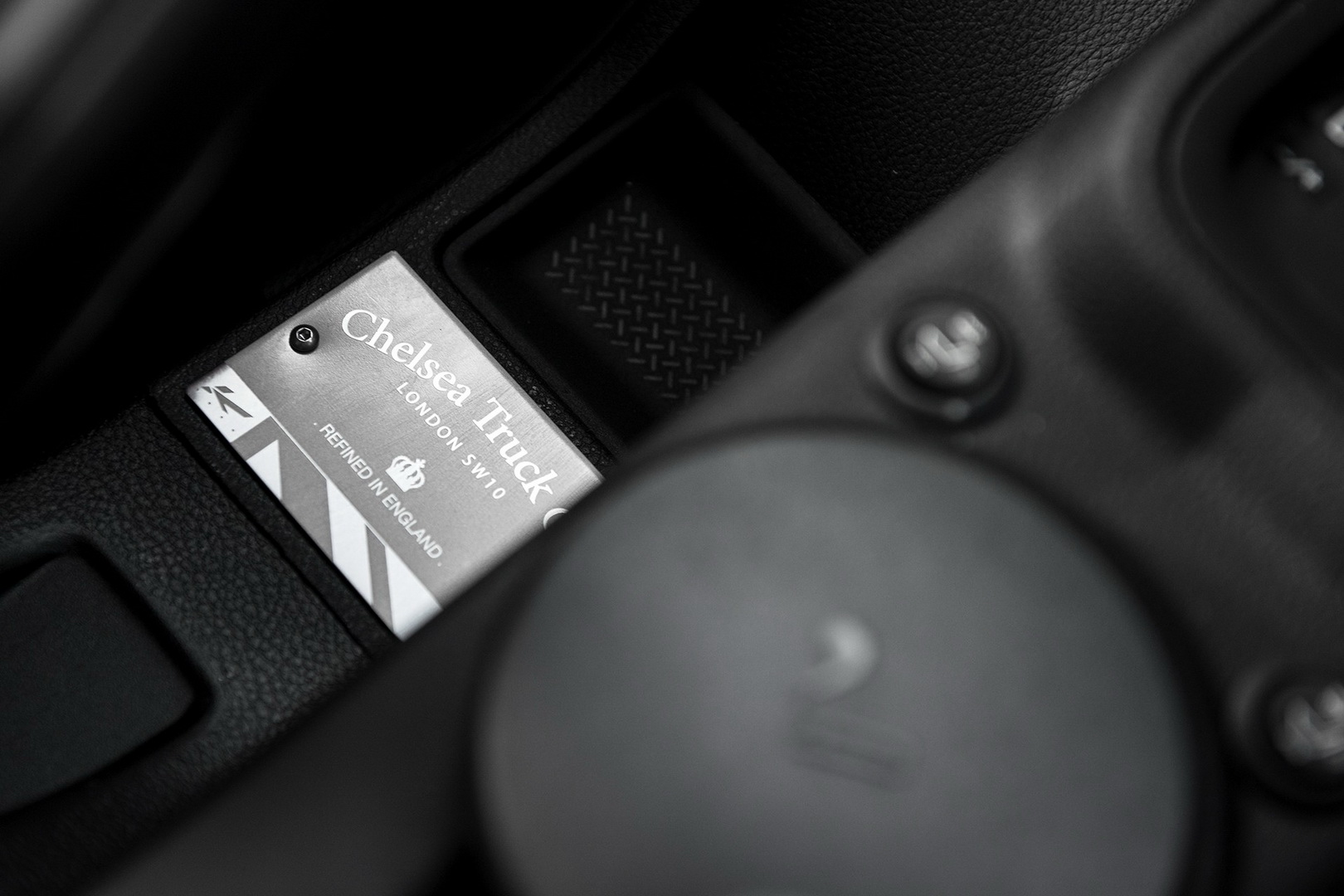 Kahn’s Jeep Wrangler Black Hawk Expedition Looks Like A Very Luxurious Military Vehicle