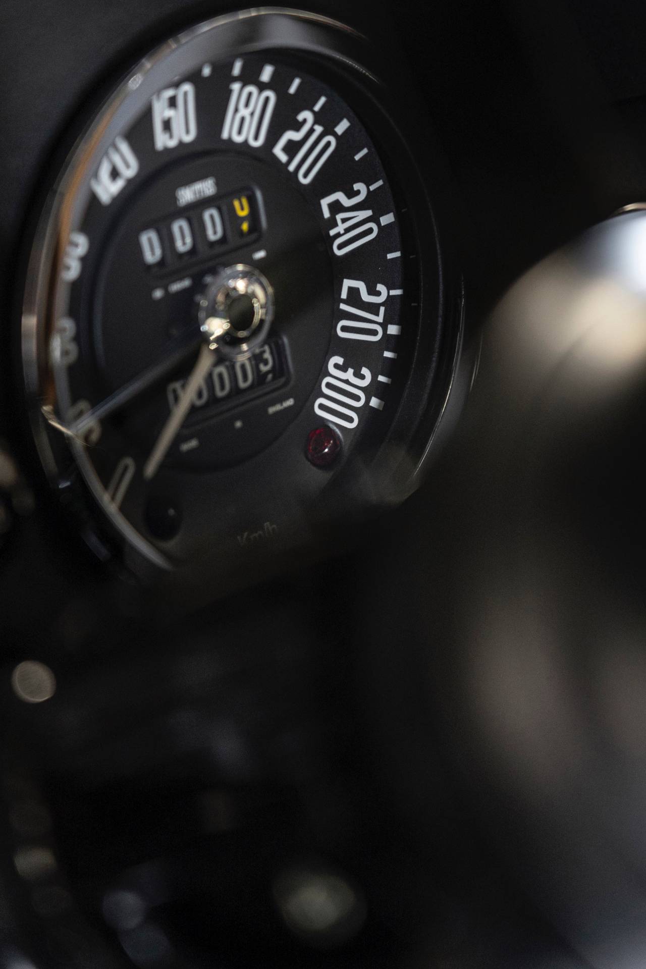 Aston Martin Completes First DB4 GT Zagato Continuation, Brings It To Le Mans