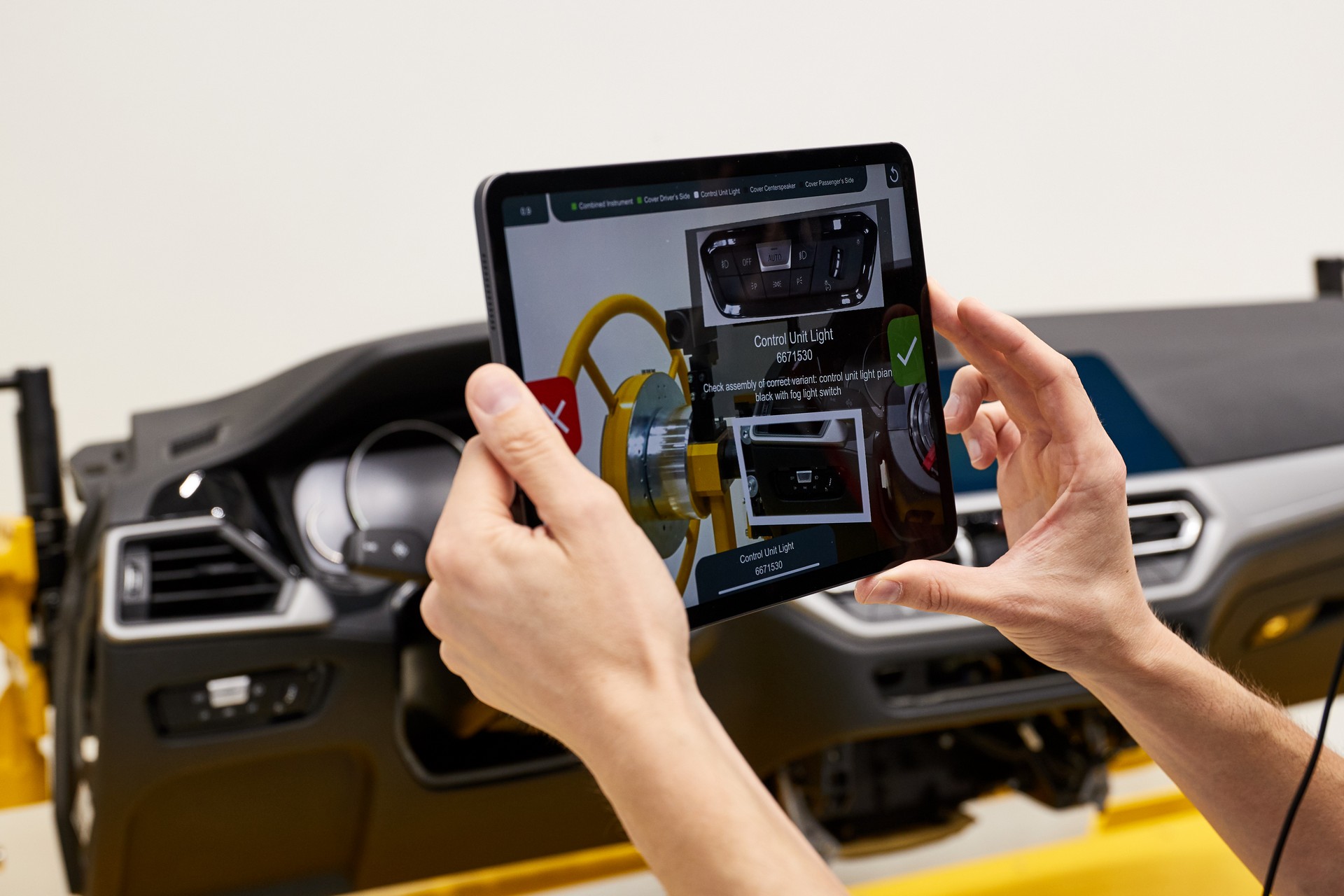 BMW Opens New Mexican Plant Days Ahead Of American Tariffs