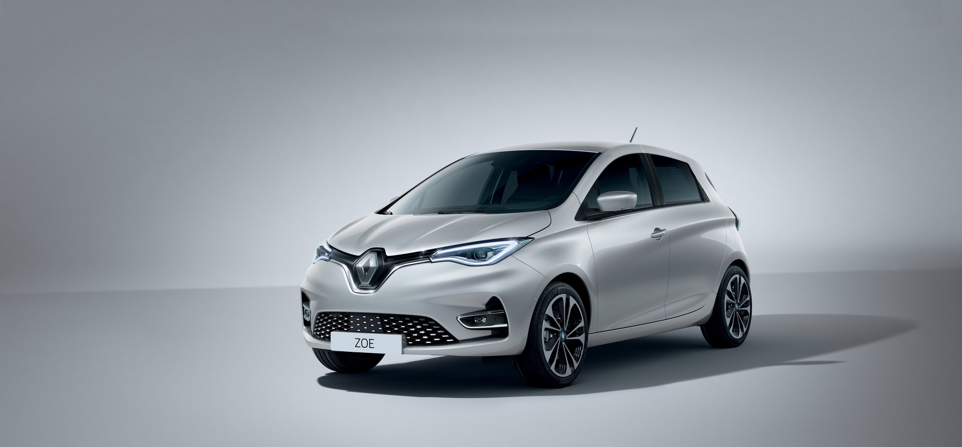 2020 Renault Zoe Quietly Rolls In With Up To 242 Miles Of Range