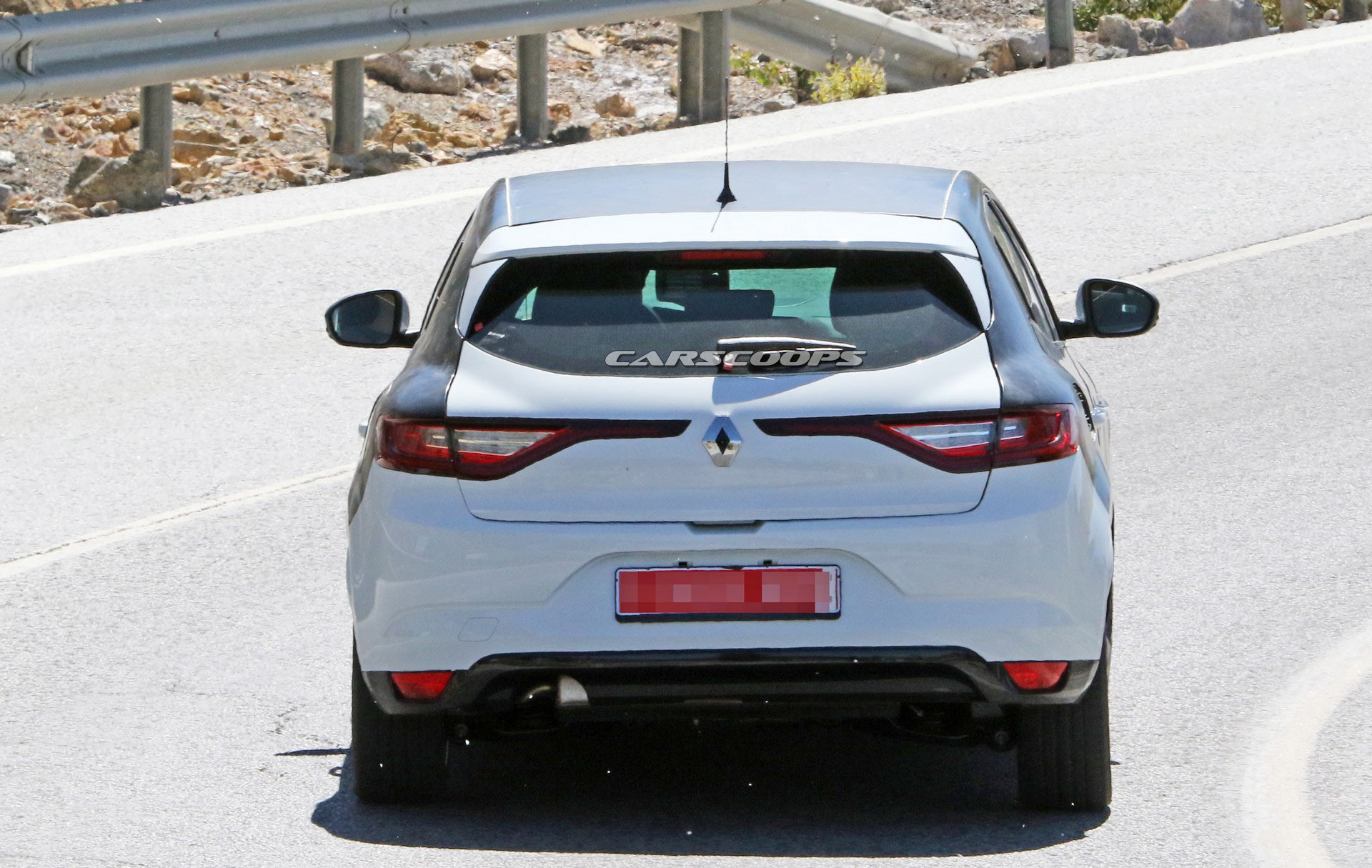 2020 Renault Megane Plug-In Hybrid Spied, Could Offer 30 Miles Of EV-Only Range