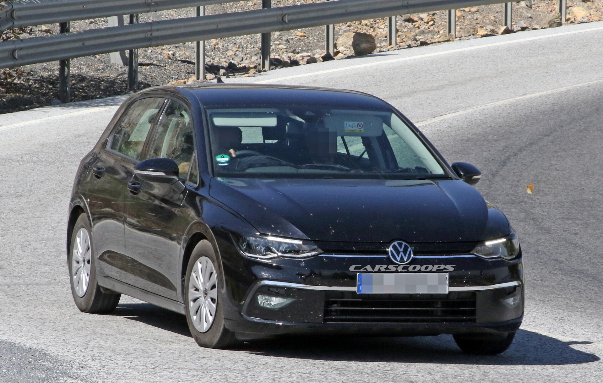 2020 VW Golf Mk8: Why Bother With Camo When It’s That Evolutionary?