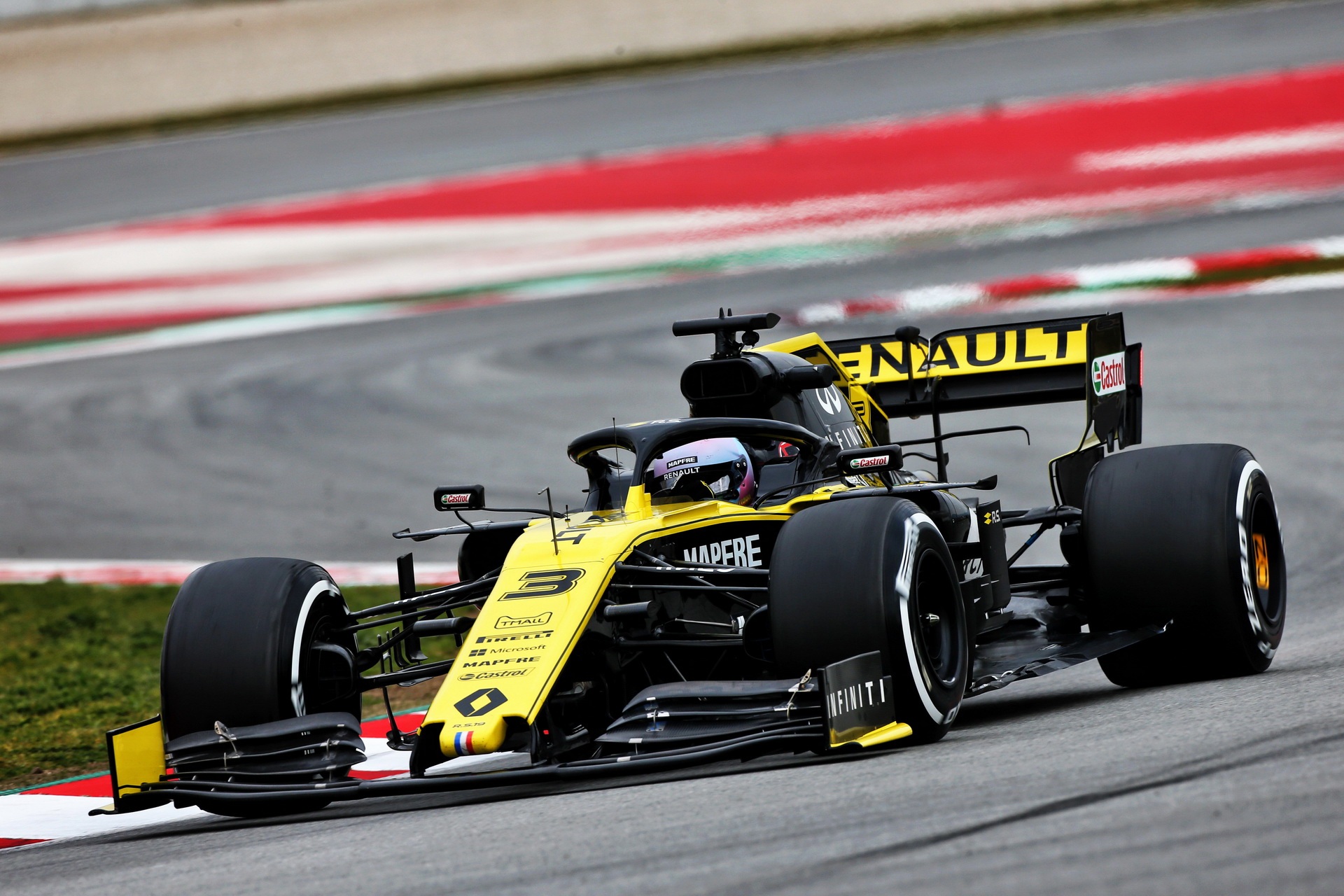 Struggling Renault Will Revamp F1 Car In Time For French GP