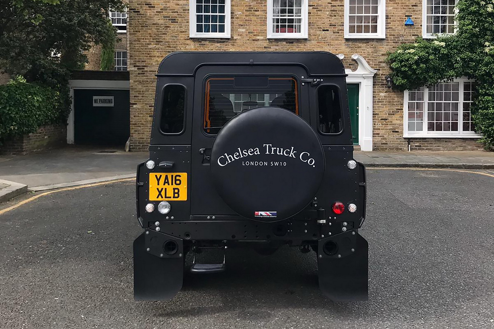 End Edition Is Kahn’s Way Of Saying Goodbye To The Classic Land Rover Defender